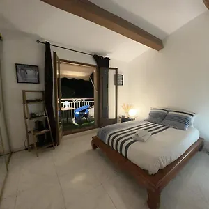  Séjour chez l'habitant Privee Avec Salle D'eau Et Terrasse Au Calme